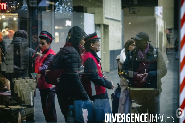 Début de la grève à la gare de l Est