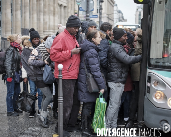 Contre la réforme des retraites, grève des transports