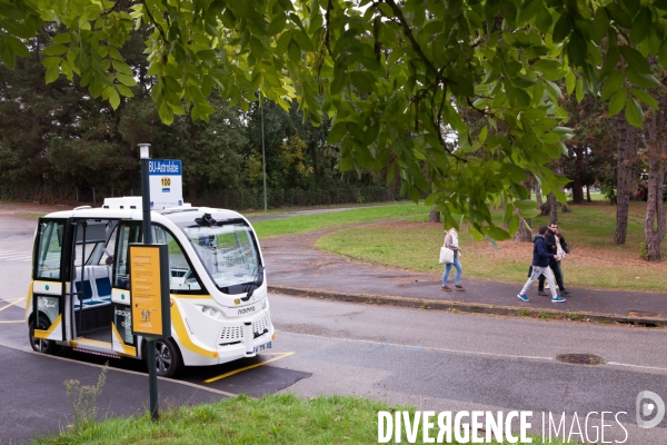 Transports du futur : la navette autonome STAR sans conducteur et 100% électrique.