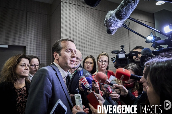 Jean Paul Delevoye et Agnes Buzin rencontrent les partenaires sociaux
