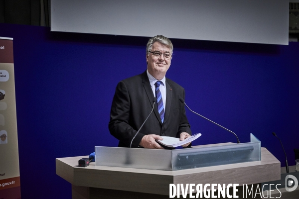 Jean Paul Delevoye et Agnes Buzin rencontrent les partenaires sociaux