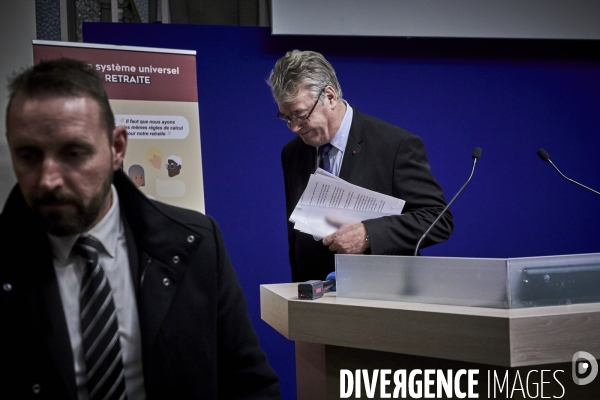 Jean Paul Delevoye et Agnes Buzin rencontrent les partenaires sociaux