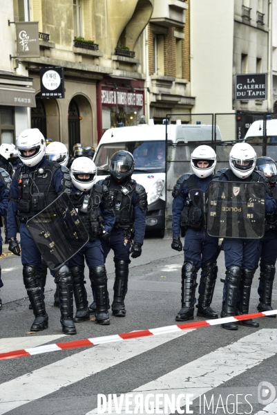 Manifestation contre la réforme des retraites. Grève du 10 décembre 2019 à Paris. National strike of 10 December 2019 in Paris.