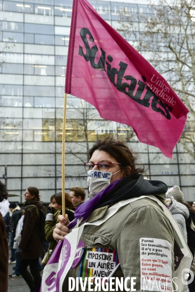 Manifestation contre la réforme des retraites. Grève du 10 décembre 2019 à Paris. National strike of 10 December 2019 in Paris.