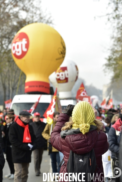 Manifestation contre la réforme des retraites. Grève du 10 décembre 2019 à Paris. National strike of 10 December 2019 in Paris.