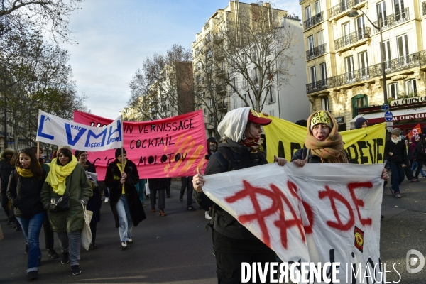 Manifestation contre la réforme des retraites. Grève du 10 décembre 2019 à Paris. National strike of 10 December 2019 in Paris.