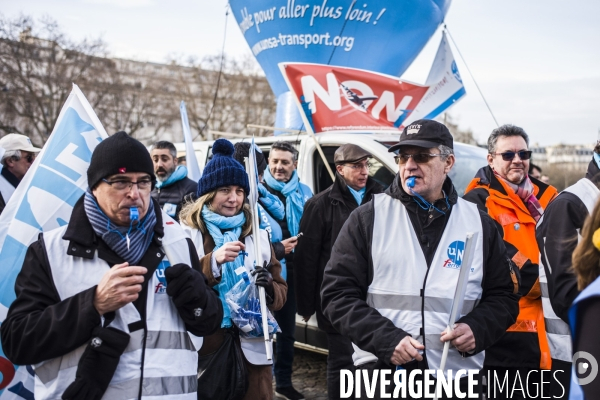 2nde manifestation contre la reforme des retraites a paris.