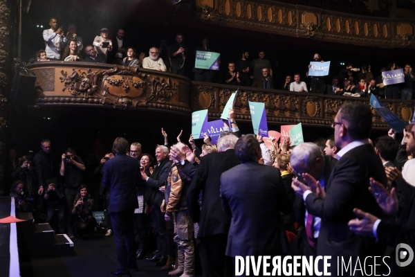 Meeting de Cédric Villani au Trianon.