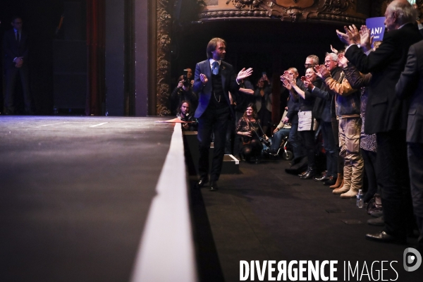 Meeting de Cédric Villani au Trianon.