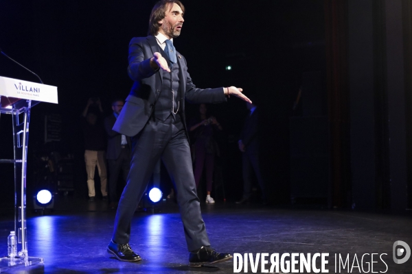 Meeting de Cédric Villani au Trianon.