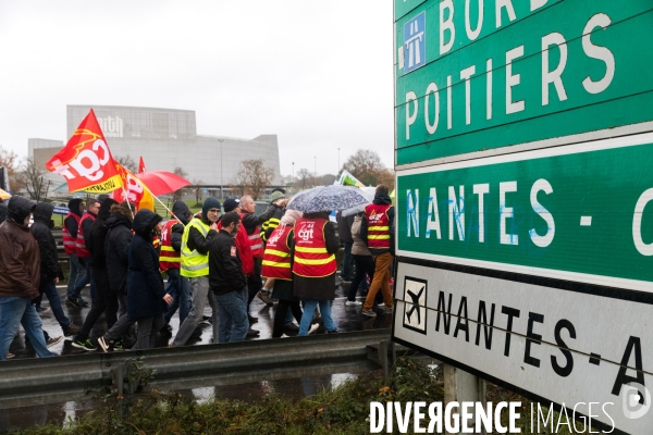 Blocages contre la réforme des retraites à Nantes