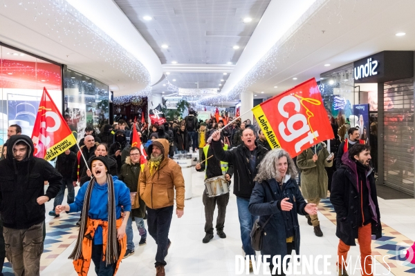 Blocages contre la réforme des retraites à Nantes