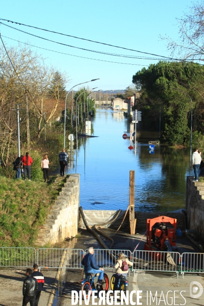 Inondation le long de la garonne