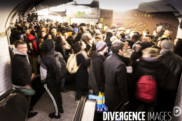 La galère des usagers du métro pendant la grève des transports.