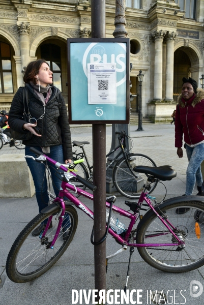 Journée de grève des transports publics à Paris, contre la réforme des retraite, en décembre 2019. Public transport strike day in Paris, in December 2019.
