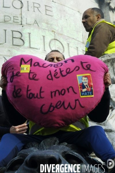 Manifestation nationale contre la reforme des retraites a Paris. Demonstration against pension reform in Paris.