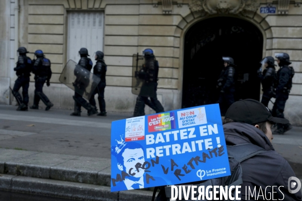 Manifestation nationale contre la reforme des retraites a Paris. Demonstration against pension reform in Paris.