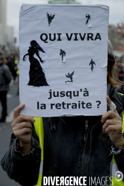 Manifestation nationale contre la reforme des retraites a Paris. Demonstration against pension reform in Paris.