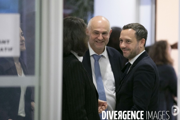 Passation de pouvoir entre Jean-Paul DELEVOYE et  Laurent PIETRASZEWSKI.