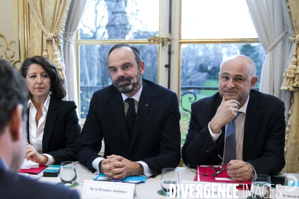 Laurent PIETRASZEWSKI participe avec les syndicats aux négociations sur la réforme des retraites.