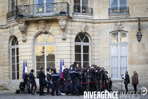 Les syndicats défilent à Matignon pour la réforme des retraites