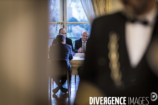 Edouard Philippe reçoit les partenaires sociaux