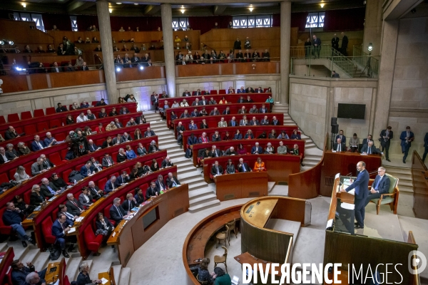 Edouard Philippe dévoile la réforme des retraites devant le CESE