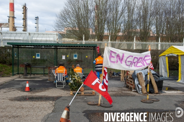 La raffinerie de Grandpuits en grève.