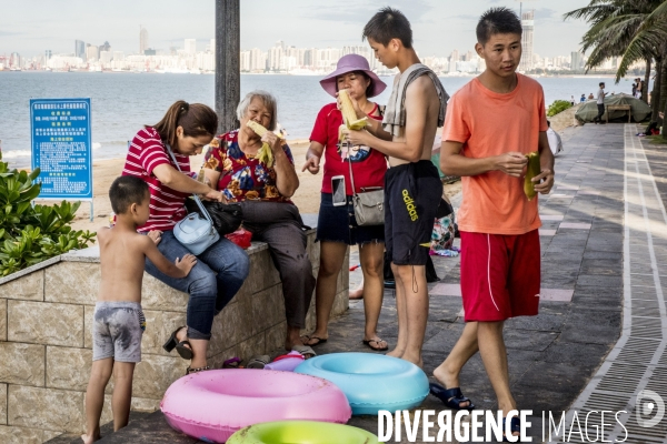 Chine/Diversite des Pratiques de la Plage