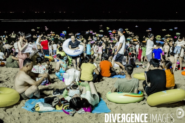 Chine/Diversite des Pratiques de la Plage