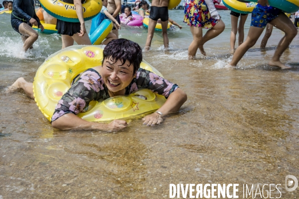 Chine/Diversite des Pratiques de la Plage