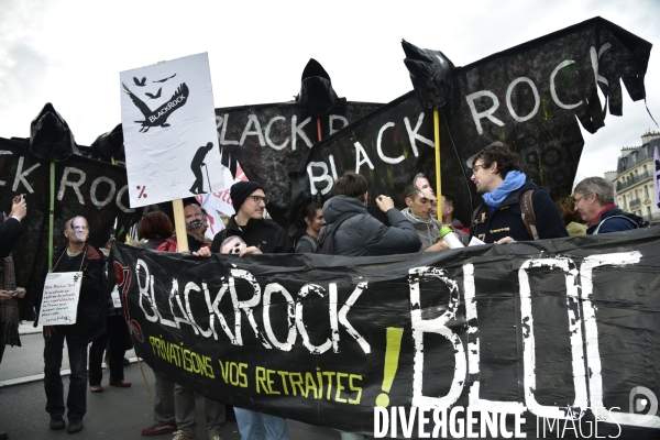 Manifestation contre la réforme des retraites. Grève du 17 décembre 2019, à Paris. National strike of 17 December 2019 in Paris.