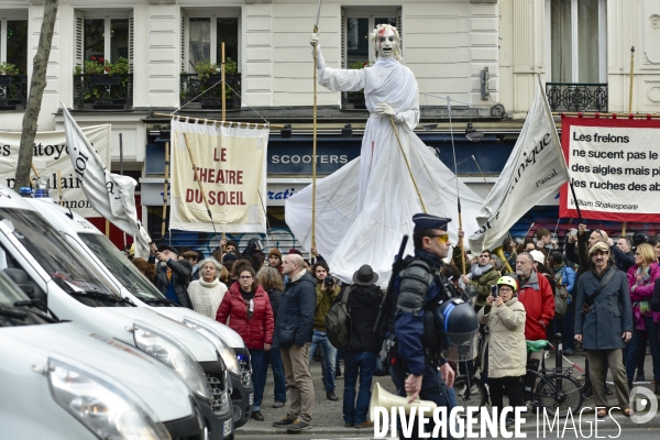 Manifestation contre la réforme des retraites. Grève du 17 décembre 2019, à Paris. National strike of 17 December 2019 in Paris.