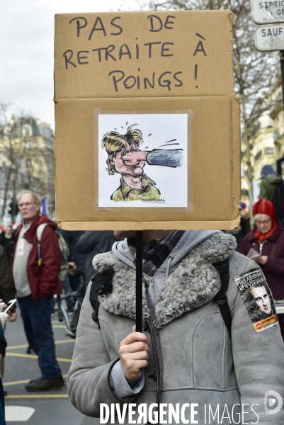 Manifestation contre la réforme des retraites. Grève du 17 décembre 2019, à Paris. National strike of 17 December 2019 in Paris.