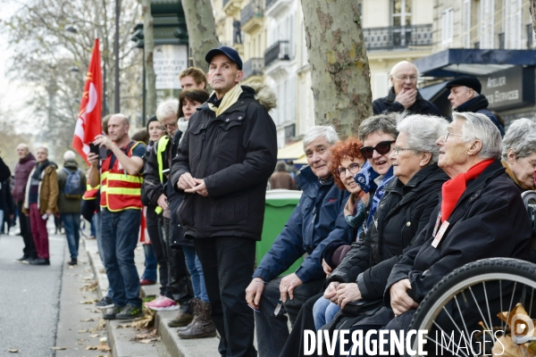 Manifestation contre la réforme des retraites. Grève du 17 décembre 2019, à Paris. National strike of 17 December 2019 in Paris.