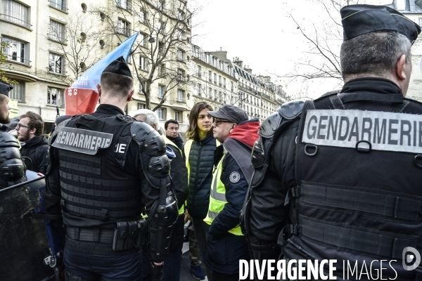 Manifestation contre la réforme des retraites du 4 janvier 2020, à Paris. National strike of 4 janvier 2020 in Paris.