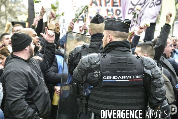 Manifestation contre la réforme des retraites du 4 janvier 2020, à Paris. National strike of 4 janvier 2020 in Paris.