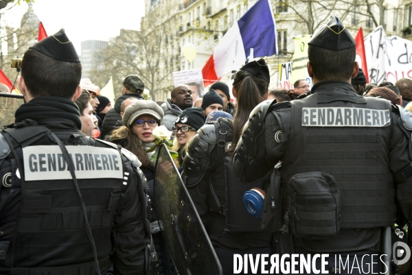 Manifestation contre la réforme des retraites du 4 janvier 2020, à Paris. National strike of 4 janvier 2020 in Paris.