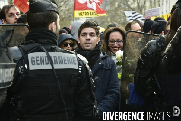 Manifestation contre la réforme des retraites du 4 janvier 2020, à Paris. National strike of 4 janvier 2020 in Paris.