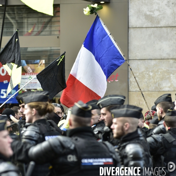 Manifestation contre la réforme des retraites du 4 janvier 2020, à Paris. National strike of 4 janvier 2020 in Paris.