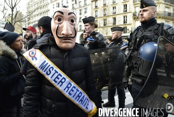 Manifestation contre la réforme des retraites du 4 janvier 2020, à Paris. National strike of 4 janvier 2020 in Paris.