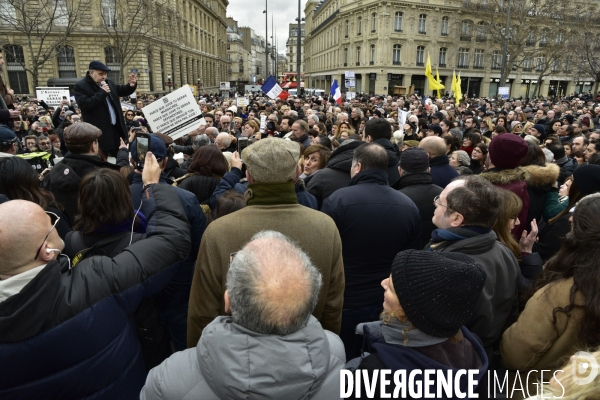 Rassemblement pour réclamer   justice pour Sarah Halimi  , à Paris. Rally to demand  justice for Sarah Halimi 