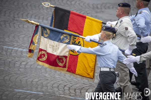 14 juillet 2019 : cérémonie et défilé sur les Champs-Elysees