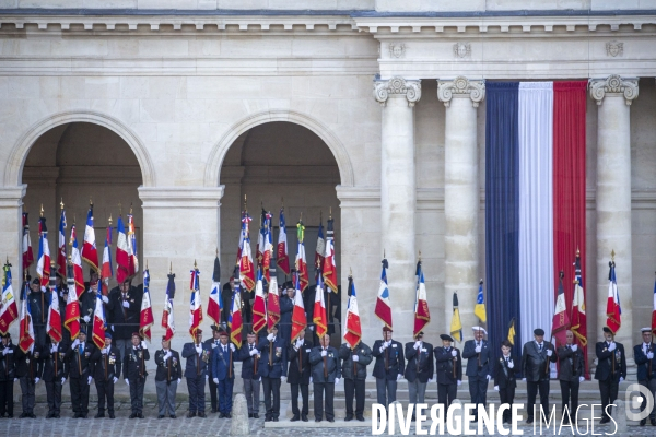 Hommage national aux 13 militaires français morts au Mali, à l hotel des Invalides