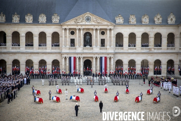 Hommage national aux 13 militaires français morts au Mali, à l hotel des Invalides