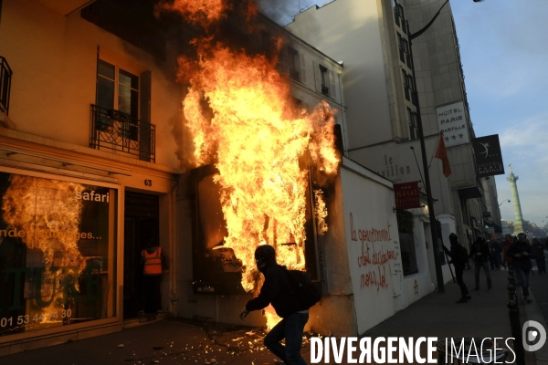 ÊManifestation contre la reforme des retraites Paris. Protest against the government s pension overhaul Paris.