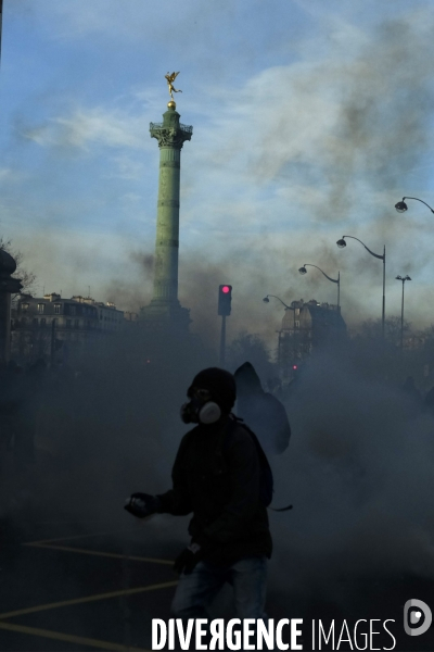 ÊManifestation contre la reforme des retraites Paris. Protest against the government s pension overhaul Paris.