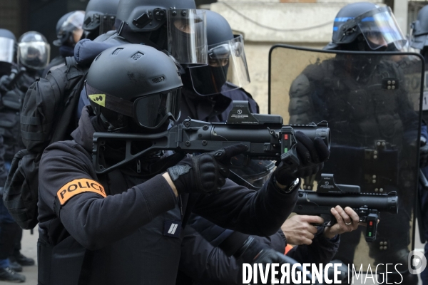 ÊManifestation contre la reforme des retraites Paris. Protest against the government s pension overhaul Paris.