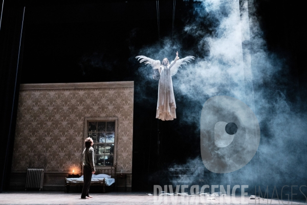 Angels in America /  Tony Kushner / Arnaud Desplechin / Comédie-Française