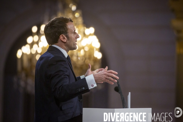 Emmanuel Macron presente ses voeux à la presse